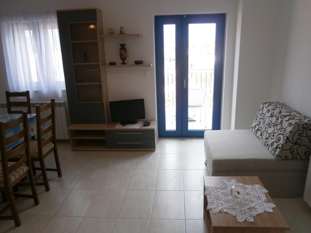 Apartments Crncic Šilo Δωμάτιο φωτογραφία