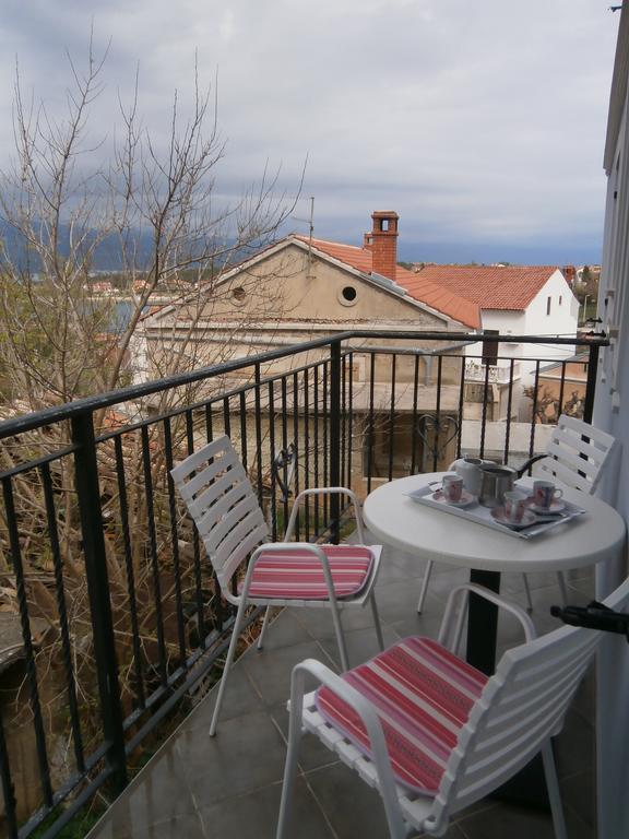 Apartments Crncic Šilo Δωμάτιο φωτογραφία