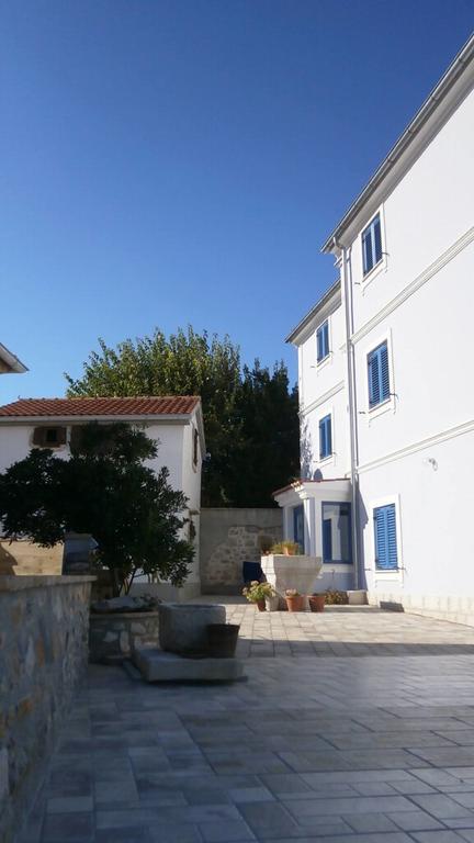 Apartments Crncic Šilo Εξωτερικό φωτογραφία